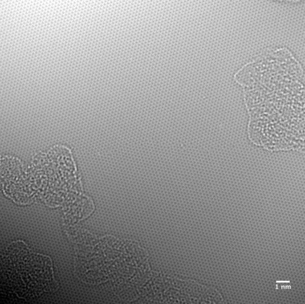 Suspended Graphene on TEM Grids 8