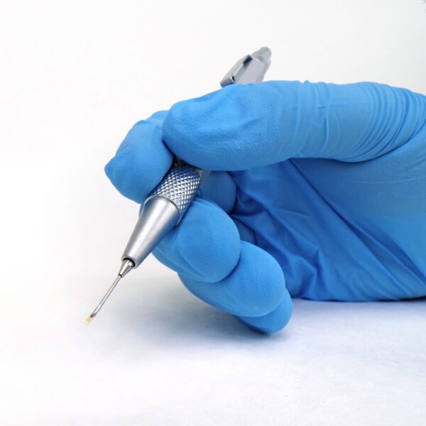 Microtools Holder In Hand MT-Holder